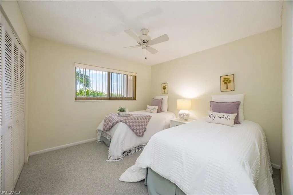 21 High Point CIR, Naples, FL 34103,225045214