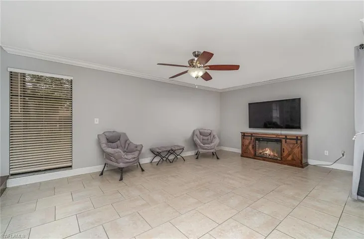 623 SE 12th  AVE, Cape Coral, FL 33990