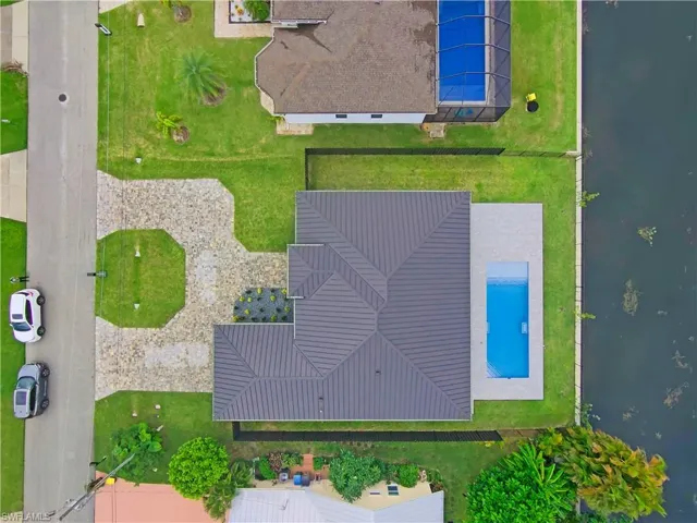 305 Sw 15th Ter, Cape Coral, Florida 33991
