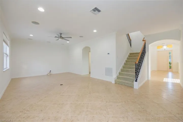 14630  Fern Lake  CT, Naples, FL 34114