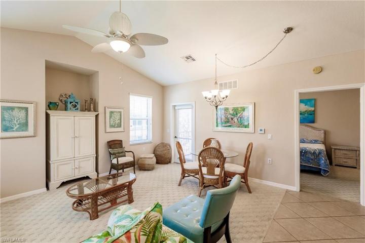 1872  Concordia Lake  CIR, Cape Coral, FL 33909