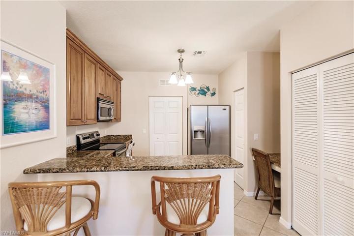 1872  Concordia Lake  CIR, Cape Coral, FL 33909