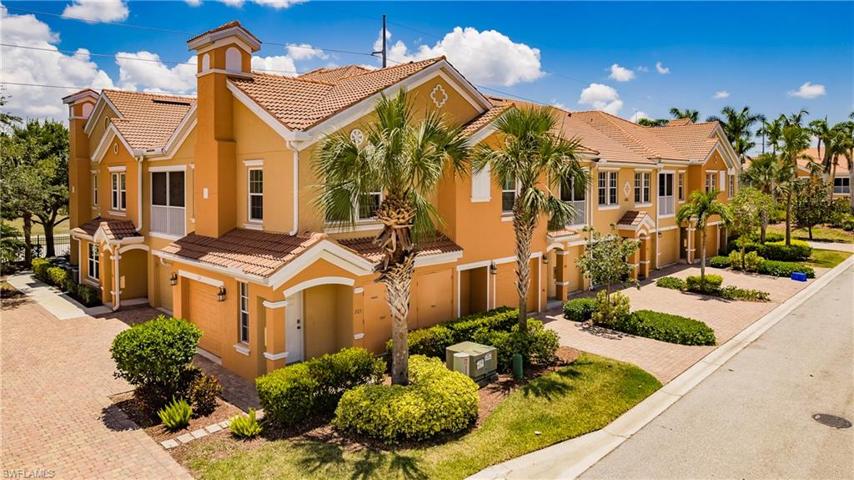 1872  Concordia Lake  CIR, Cape Coral, FL 33909