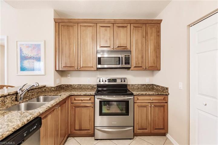1872  Concordia Lake  CIR, Cape Coral, FL 33909