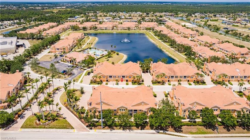 1872  Concordia Lake  CIR, Cape Coral, FL 33909