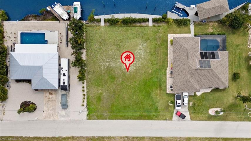 3831 Galt Island AVE, ST. JAMES CITY FL 33956