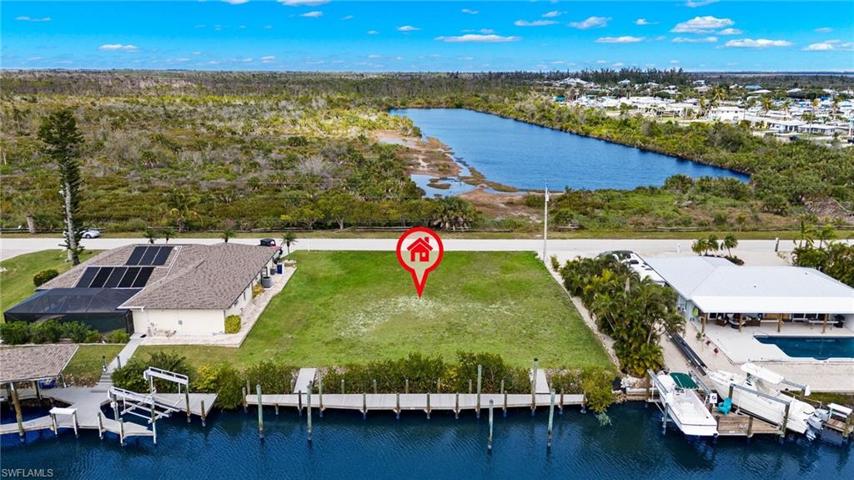 3831 Galt Island AVE, ST. JAMES CITY FL 33956