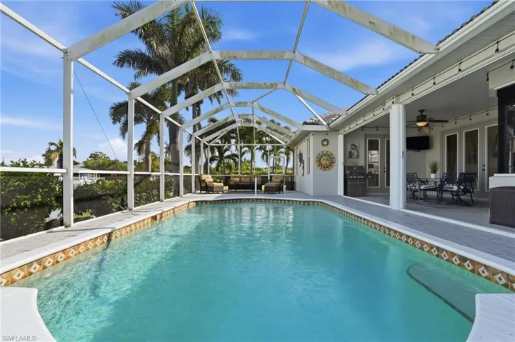5267 Tiffany Ct, Cape Coral, Florida 33904