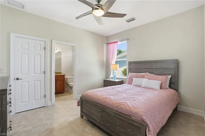 5267 Tiffany Ct, Cape Coral, Florida 33904