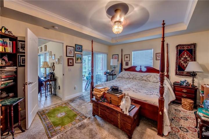 Master bedroom with slider door to lanai