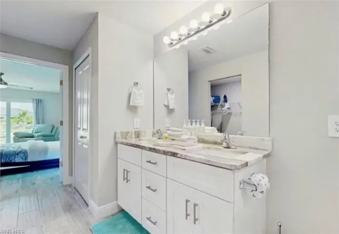 1341 2nd St, Cape Coral, Florida 33909