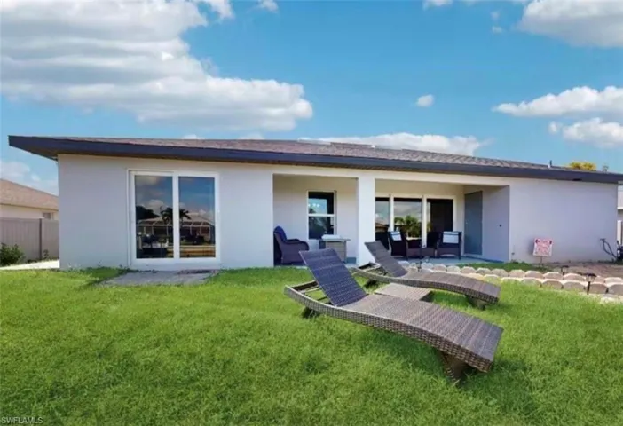 1341 2nd St, Cape Coral, Florida 33909