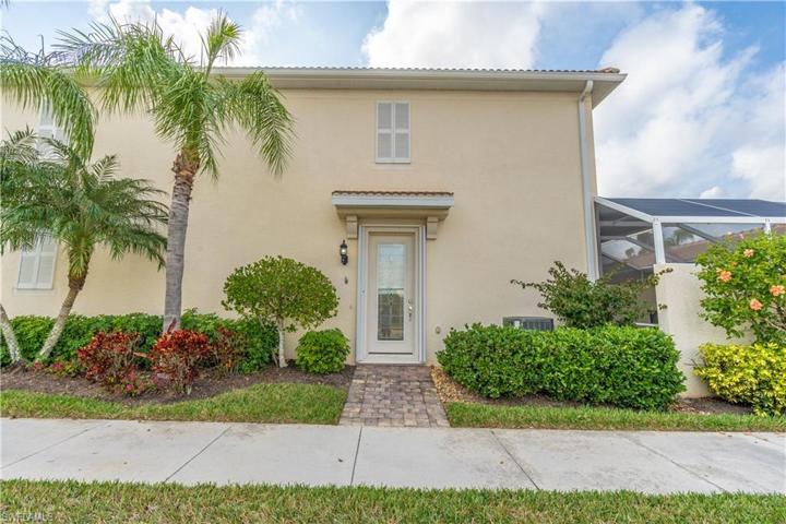 8290 Josefa WAY, NAPLES FL 34114