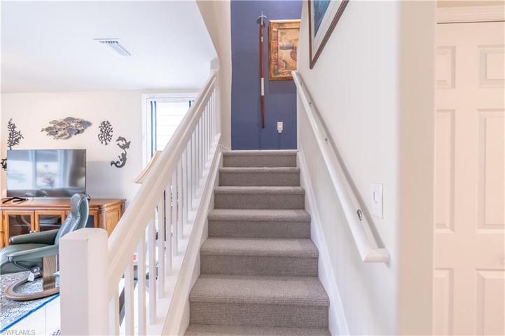 8290 Josefa WAY, NAPLES FL 34114