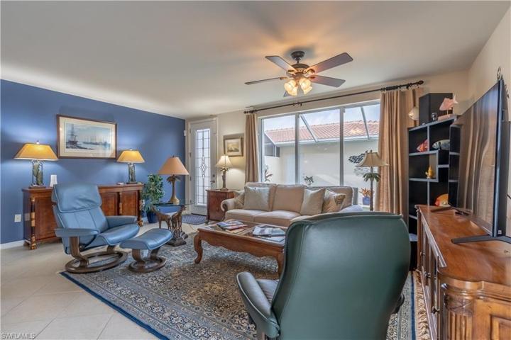 8290 Josefa WAY, NAPLES FL 34114