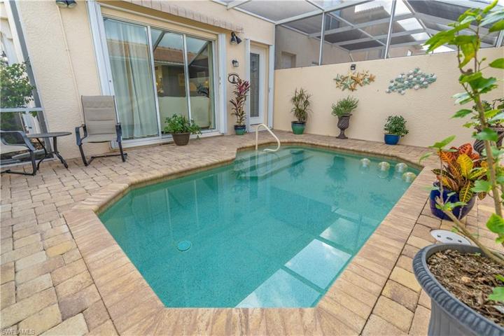 8290 Josefa WAY, NAPLES FL 34114