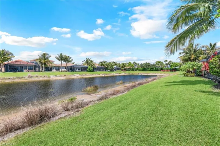 4122  Aspen Chase  DR, Naples, FL 34119