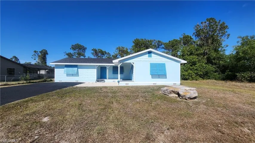 4112 2nd St W, Lehigh Acres, Florida 33971