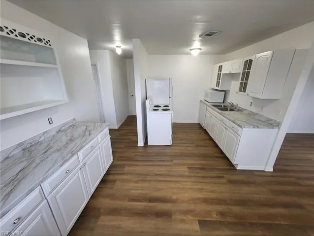 4112 2nd St W, Lehigh Acres, Florida 33971