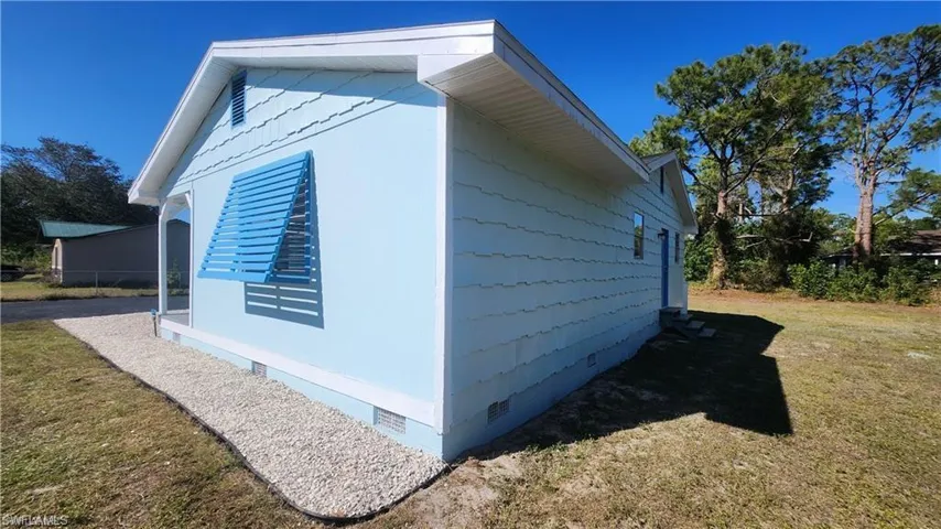 4112 2nd St W, Lehigh Acres, Florida 33971