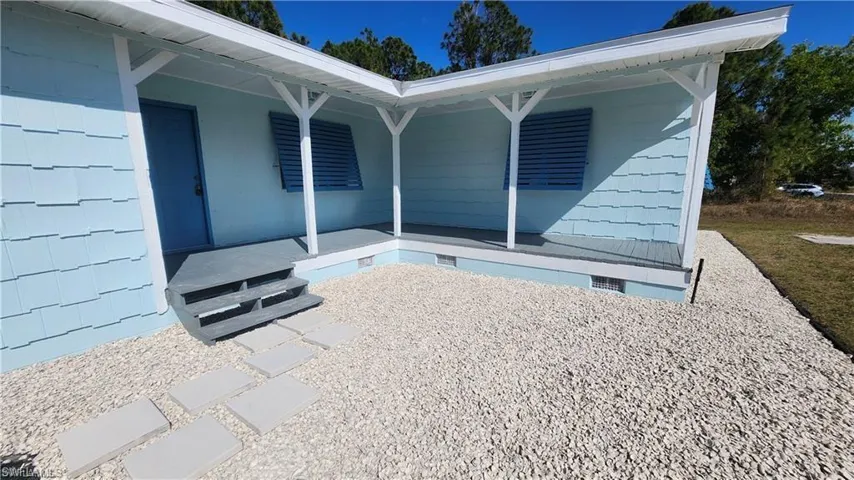 4112 2nd St W, Lehigh Acres, Florida 33971