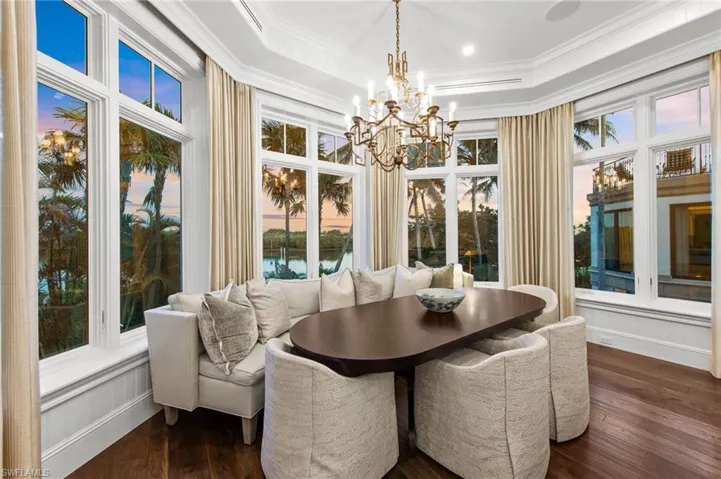 3675 Gordon Dr, Naples, Florida 34102