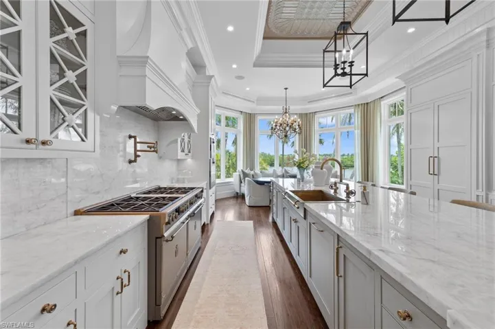 3675 Gordon Dr, Naples, Florida 34102