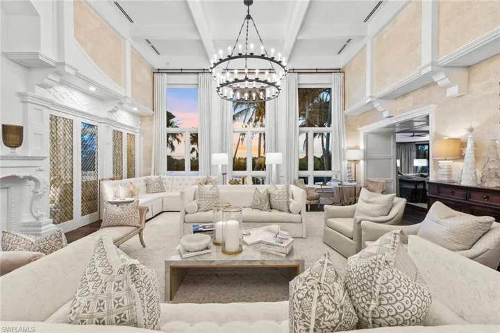 3675 Gordon Dr, Naples, Florida 34102