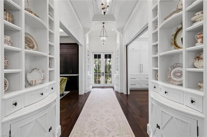 3675 Gordon Dr, Naples, Florida 34102