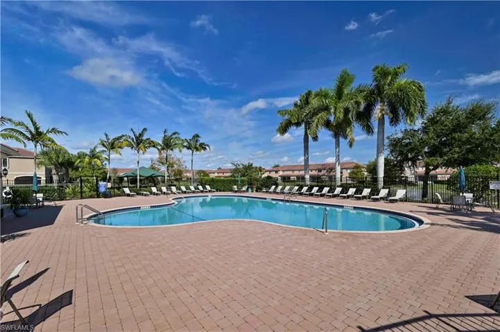 9797 Roundstone Cir, Fort Myers, Florida 33967
