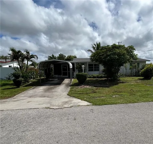 803 Perry Ave, Lehigh Acres, Florida 33936