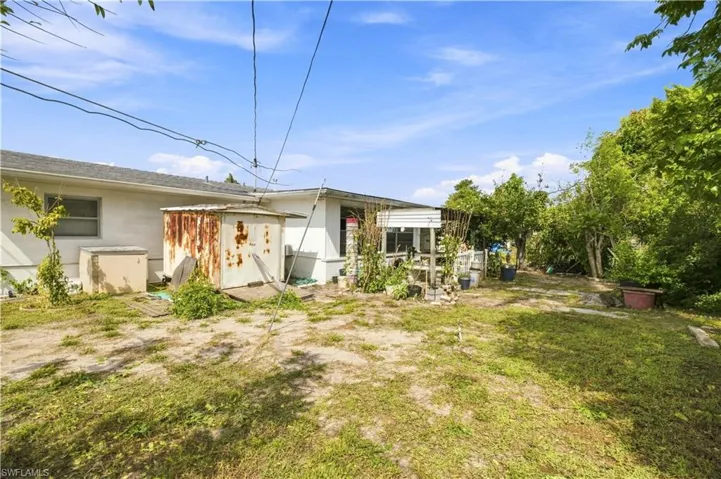 803 Perry Ave, Lehigh Acres, Florida 33936