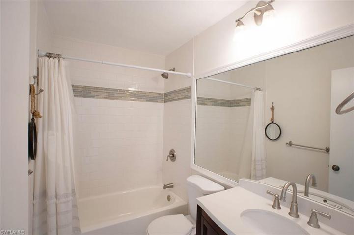 190  Round Key  CIR, Naples, FL 34112