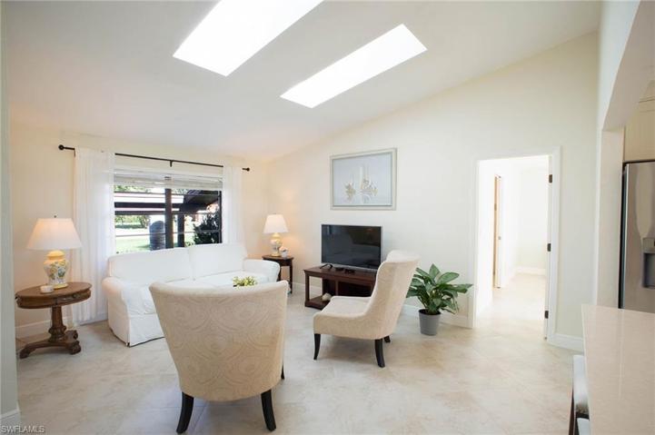 190  Round Key  CIR, Naples, FL 34112