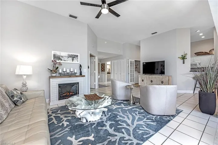 2550 Citrus Lake Dr W201, Naples, Florida 34109