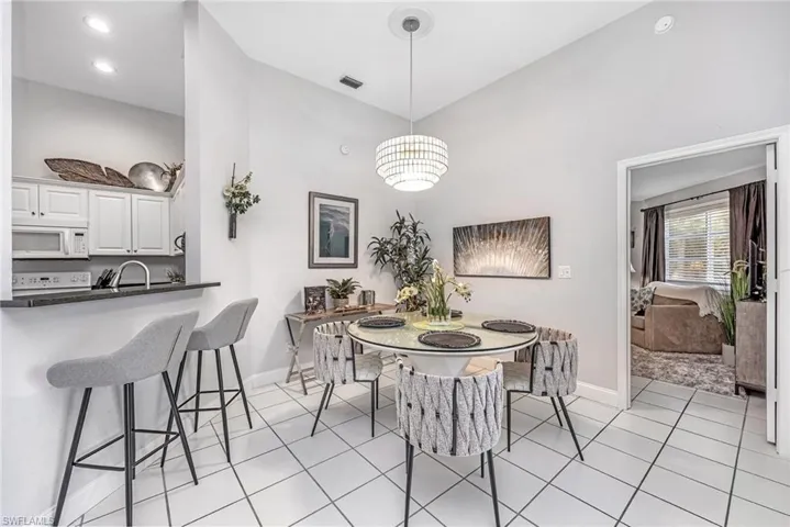 2550 Citrus Lake Dr W201, Naples, Florida 34109