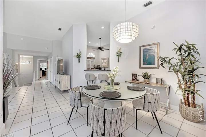 2550 Citrus Lake Dr W201, Naples, Florida 34109