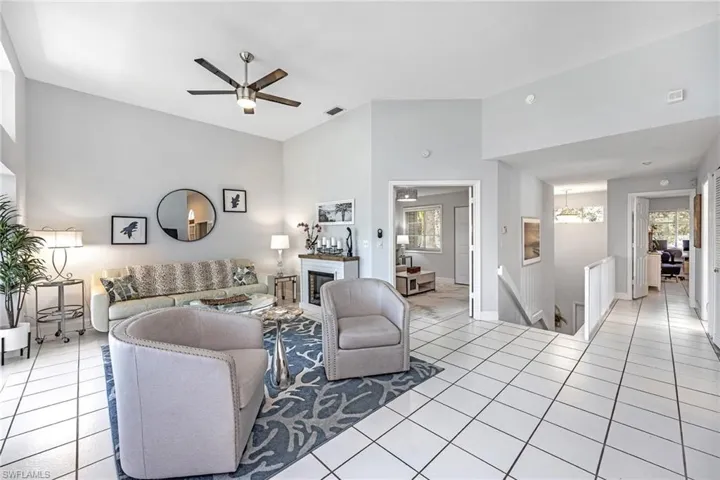 2550 Citrus Lake Dr W201, Naples, Florida 34109