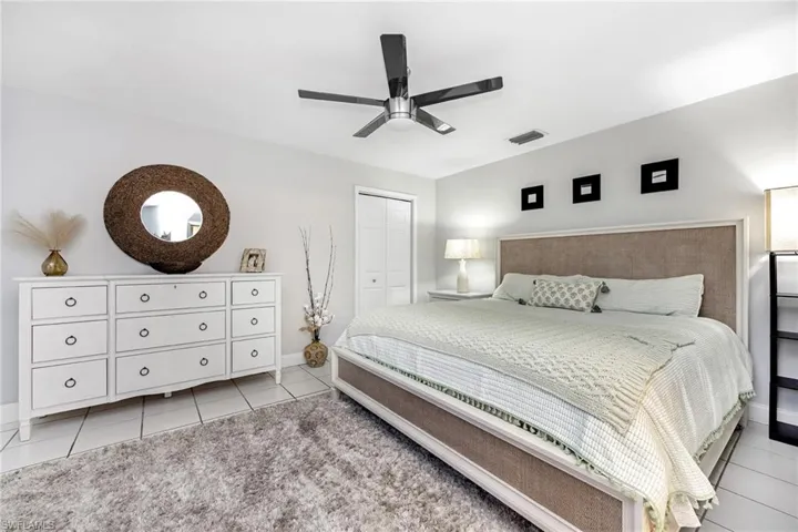2550 Citrus Lake Dr W201, Naples, Florida 34109