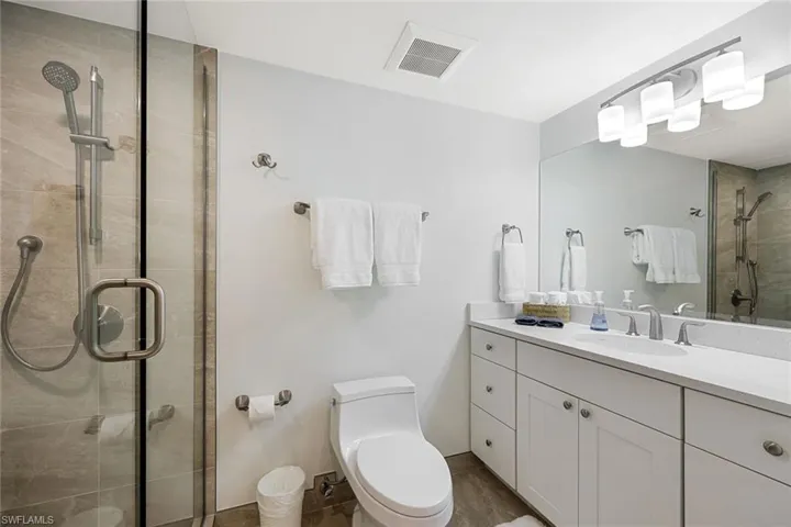 Two Guest Quarters
