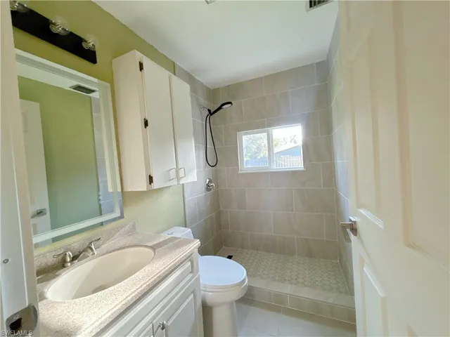 48 W North Shore Ave, North Fort Myers, Florida 33903