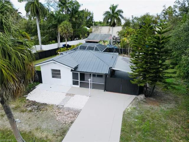 48 W North Shore Ave, North Fort Myers, Florida 33903