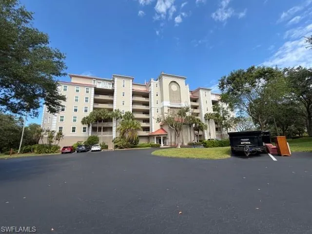 133 Vintage Bay Dr 26, Marco Island, Florida 34145