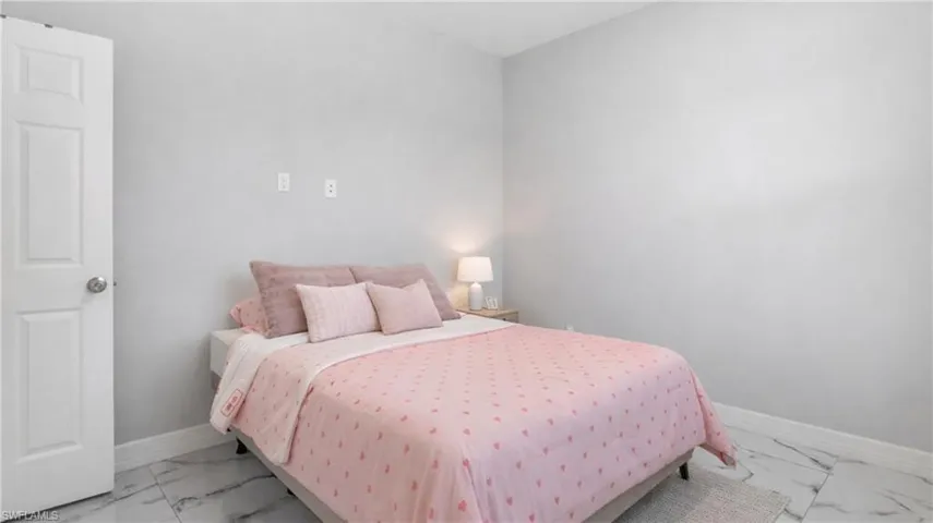 2685  20th SE AVE, Naples, FL 34117