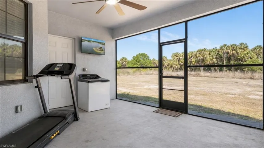 2685  20th SE AVE, Naples, FL 34117