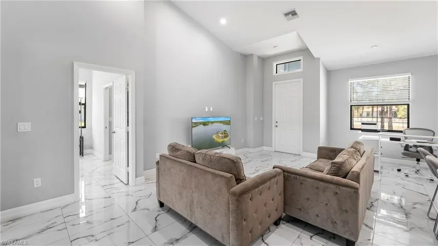 2685  20th SE AVE, Naples, FL 34117