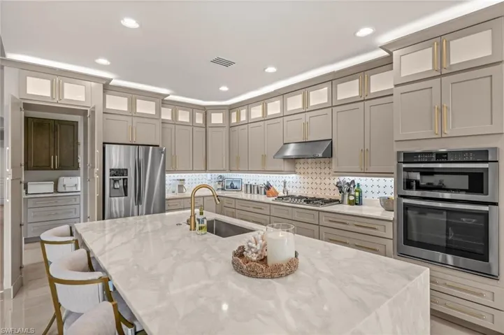 Hidden butler's pantry