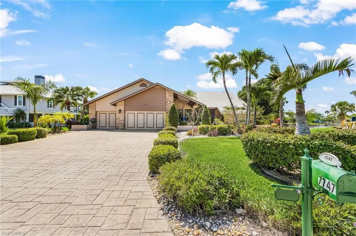7747  Grande Pine  RD, Bokeelia, FL 33922