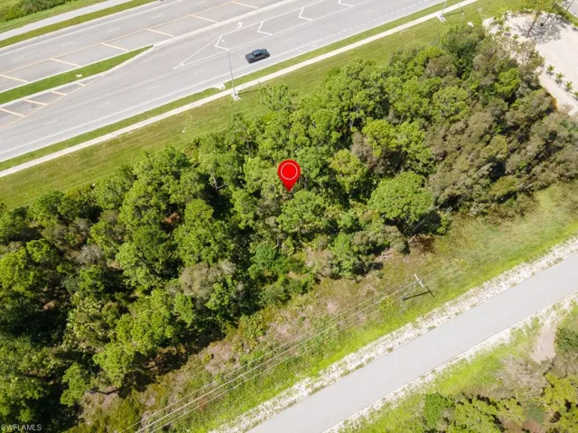 2810  Meadow  RD, Lehigh Acres, FL 33974