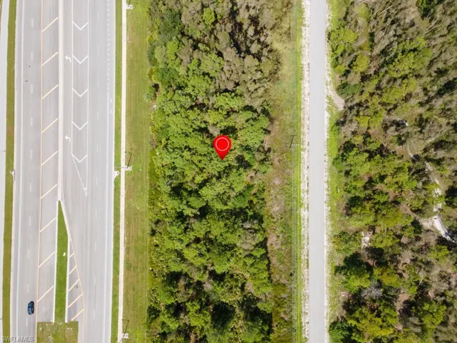 2810  Meadow  RD, Lehigh Acres, FL 33974